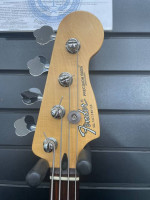 2020 Fender Player Precision Bass Electric Bass Guitar 013-6100