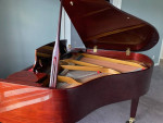 GRAND PIANO