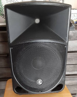 Mackie Thump 12 1000W powered speaker