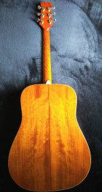 Mitchell Acoustic Guitar - MD-100 S