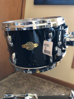 Pearl Masters Piano Black lacquer Jazz Bop Drum Kit 18,12,14