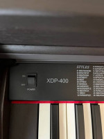 Electronic piano