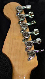 Stratocaster Flamed Maple neck w/Gotoh tuners