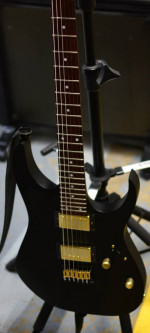 Ibanez RGRT 421