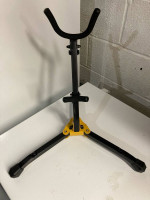 Folding portable alto/tenor saxophone stand