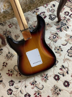 Fender Stratocaster deluxe as new condition
