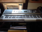 YAMAHA YPG 235 KEYBOARD