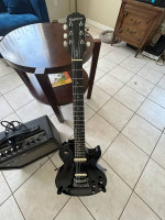 Epiphone Studio LT Ebony Guitar & Fender Mustang V.2 Amp