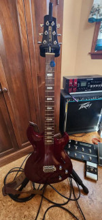 Line 6 Variax 700 guitar