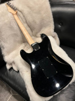Strat style Kramer guitar