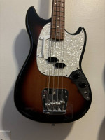 60's Vintera Fender Mustang Bass