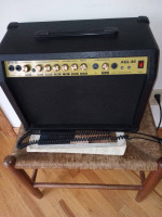 LYX Pro AGL-40 Guitar amp, like new, 3 inputs