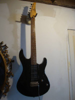YAMAHA 121 ELECTRIC GUITAR