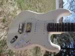 Donner dst 152 white stratocaster