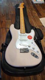 50's Classic Vibe Squier Strat. Dead Mint!