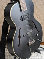 The Loar LH-309 Archtop Jazz Guitar w/ P90 Pickup
