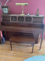 Yamaha Console Piano