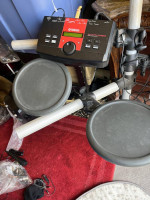 Yamaha DTXPLORER Electronic Drum Set