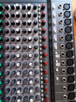 SOUNDCRAFT SIGNATURE 22