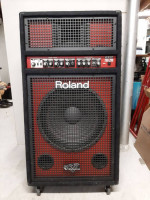 ROLAND TDA700 AMPLIFIER