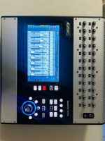 QSC touchmix 30
