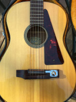 CLASSICAL GUITAR 1960'S HOFNER WITH BUILT IN PICKUP