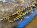 ✔Yamaha Trumpet, Made in Japan, YTR-2335, like-new shiny condition