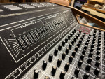 PEAVEY POWERED MIXER W/ 400 WATTS! GREAT PRACTICE / GARAGE PA.