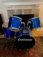Ludwig 4 PC Drum Kit, excellent condition!