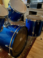Ludwig 4 PC Drum Kit, excellent condition!