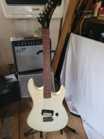 (3) Guitars -les Paul- kramer- Jackson