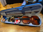 Snow SV400 full size violin