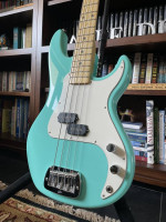 G&L Fullerton Deluxe SB-1 Bass 2021 - Turquoise
