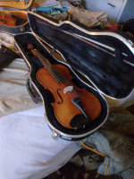 2 German violas