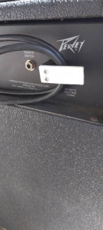 Peavy bass amp, TNT 115 and others
