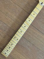 Squier by fender classic vibe telecaster 50’s neck maple loaded