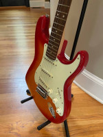 Squier (Gold Label) Stratocaster Standard Series Guitar