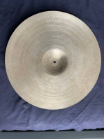 ZILDJIAN 18'' CYMBAL
