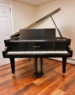 Baldwin Baby Grand Piano (Excellent Condition!)