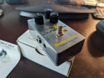 Subdecay Liquid Sunshine effect pedal