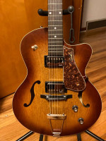 Acoustic Godin 5th Avenue CW Kingpin II HB Jazz Guitar