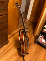 Acoustic Godin 5th Avenue CW Kingpin II HB Jazz Guitar
