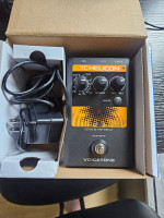 TC-Helicon VoiceTone E1 Vocal Echo and Delay Pedal
