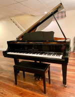 Black Gloss Baby Grand Piano (Excellent Condition!)