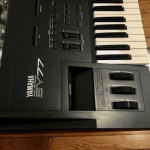 Yamaha SY77 Synthesize