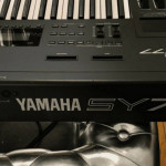 Yamaha SY77 Synthesize