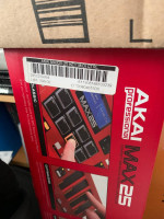 Akai Max 25 Keyboard/Controller w CV-Gate