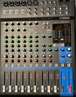 Yamaha MG12XU Mixer