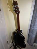 Ovation Applause AE-136 shallow-bowl acoustic/electric guitar + OHSC