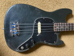 Fender musicmaster bass
